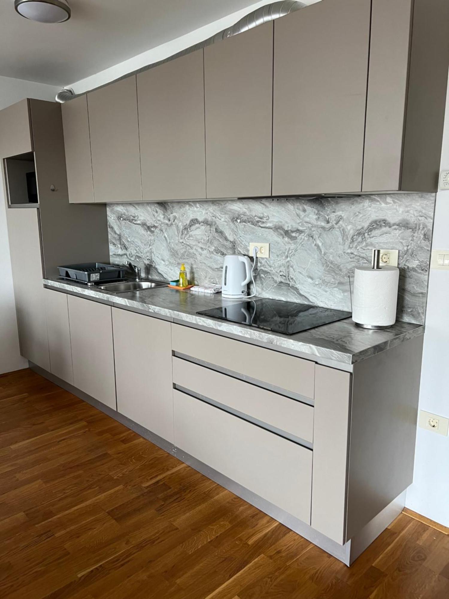 Apartma Comfort Koper Apartman Kültér fotó